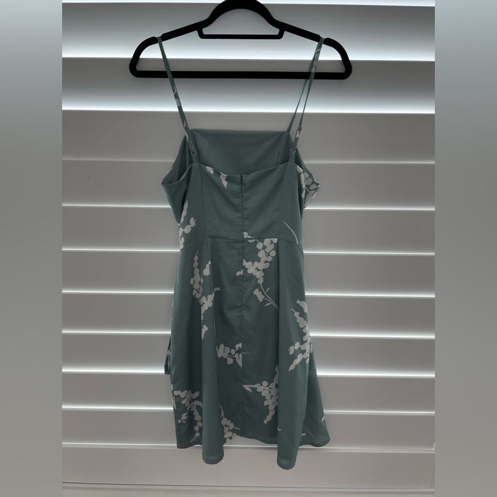 AMERICAN THREADS Sage/White Side Tie Printed Dress - Picture 2 of 3